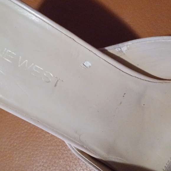 💫Nine WEST Women's Cream Heeled Mules - Picture 5 of 12